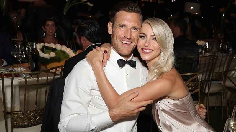 Is Julianne Hough Married? Her Relationship Status & Career